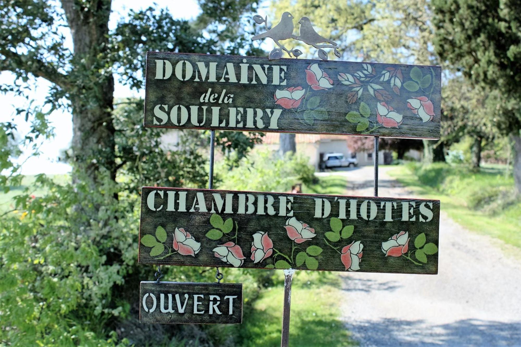 Domaine De Soulery Acomodação com café da manhã Beaupuy  Exterior foto